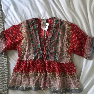 ✨ Johnny Was short sleeve button down blouse ✨